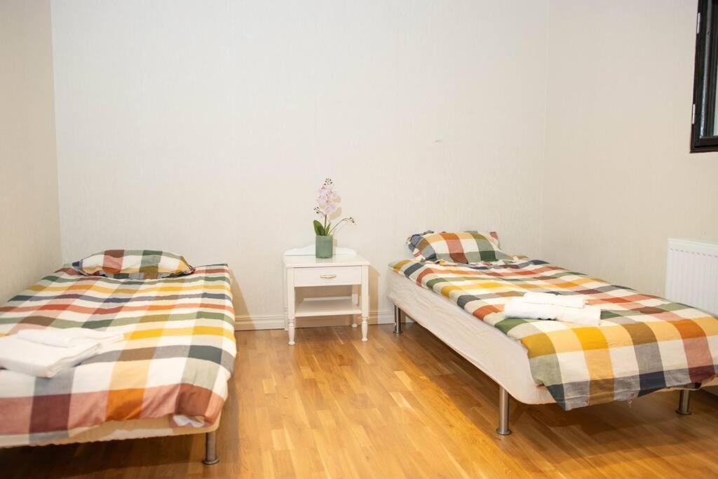 Historical Malt Factory Apartment, 6 Bedrooms, Sleeps 12 , Hot Tub Helsingborg Luaran gambar